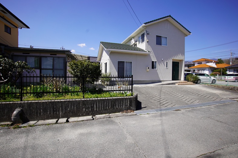 売家・中古住宅（借地権）飯田市鼎下山890万円