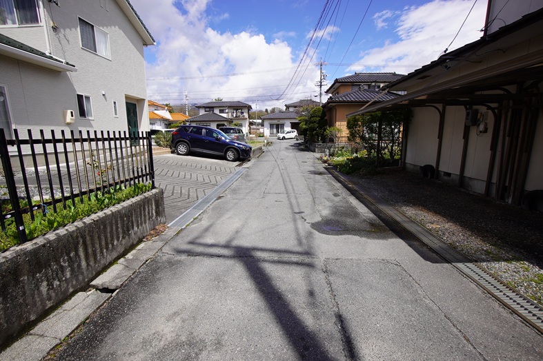 飯田市売家鼎下山中古住宅外観写真