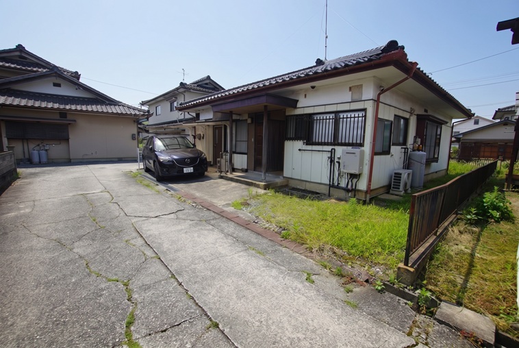 飯田市毛賀売家中古住宅外観写真