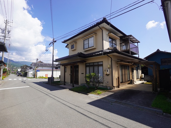 阿智村春日中古住宅外観写真