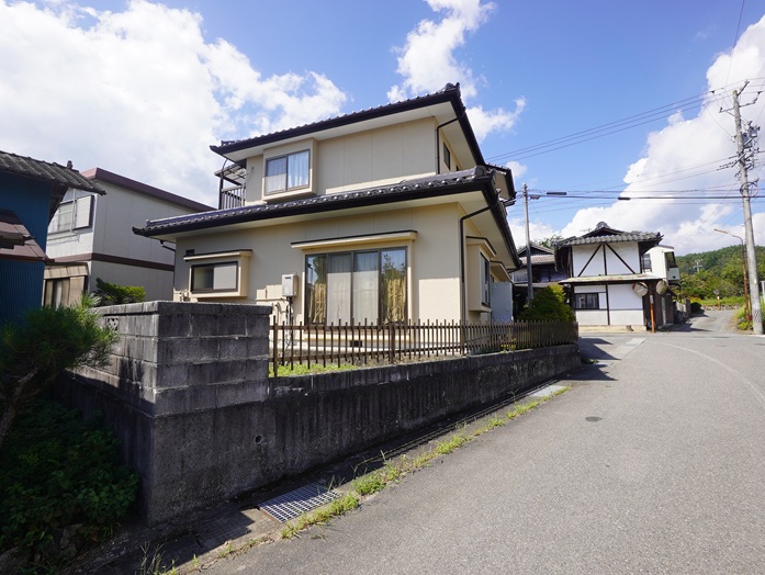 阿智村春日中古住宅外観写真