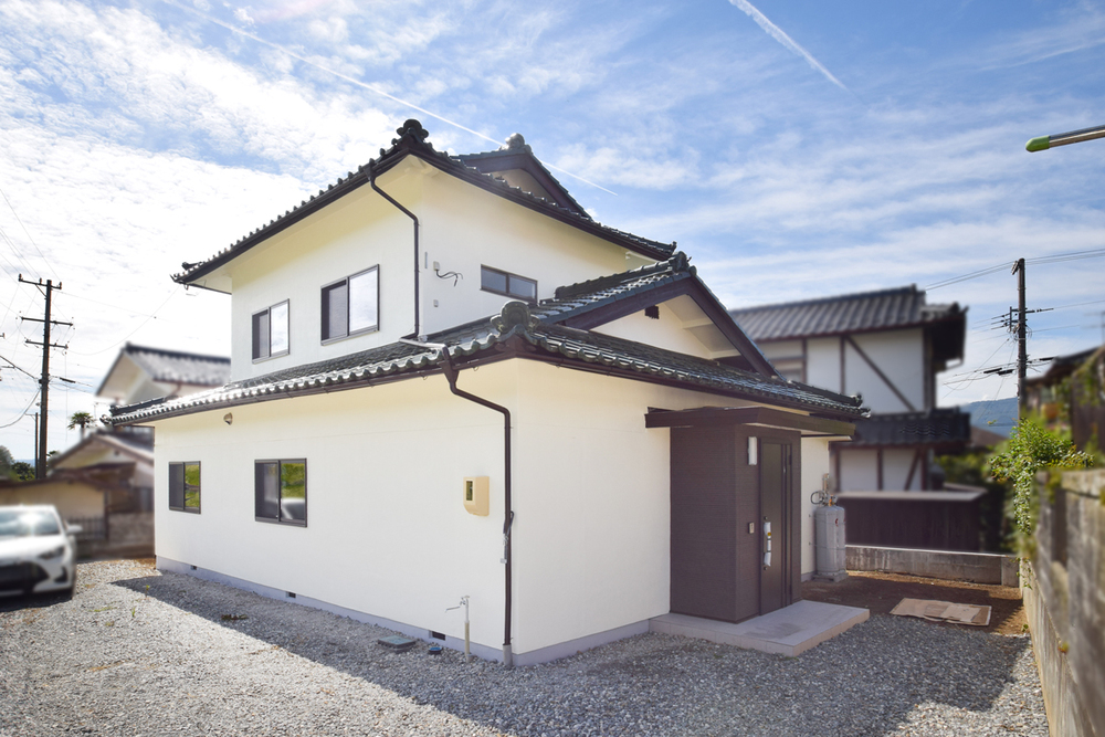 40131 飯田市座光寺1798万円（4LDK）