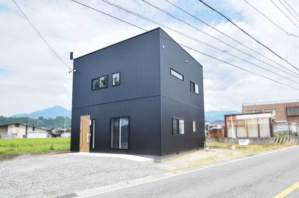 飯田市上郷飯沼2098万円（3LDK）