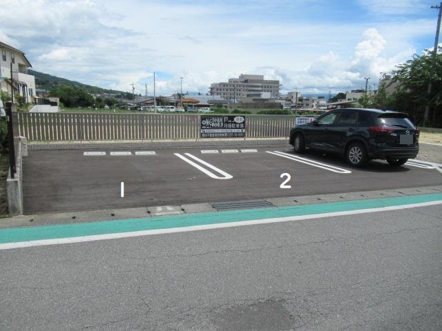 飯田市白山通り月極駐車場